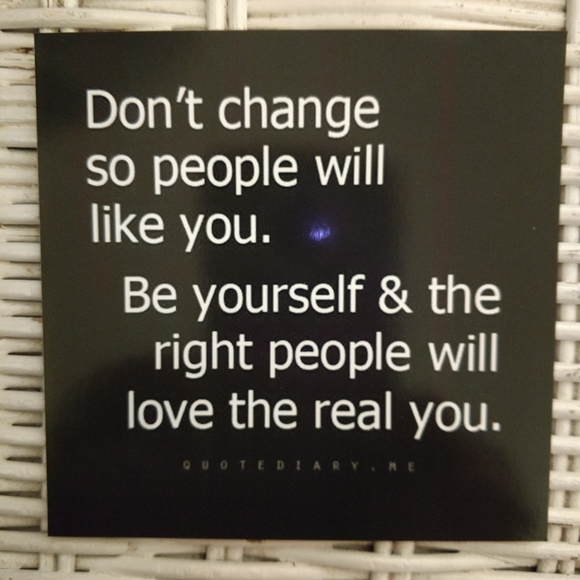 Welcome to our closet. - Picture 6 of 9